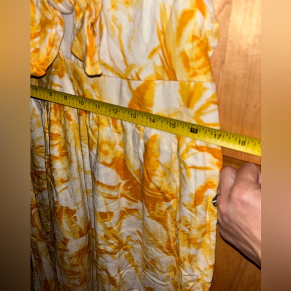 Express Women size Large Flutter Sleeve Tie Front Midi Linen Dress Yellow Gold - Picture 11 of 15